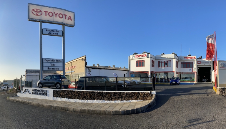 Fachada Concesionario Automóviles Lanzarote
